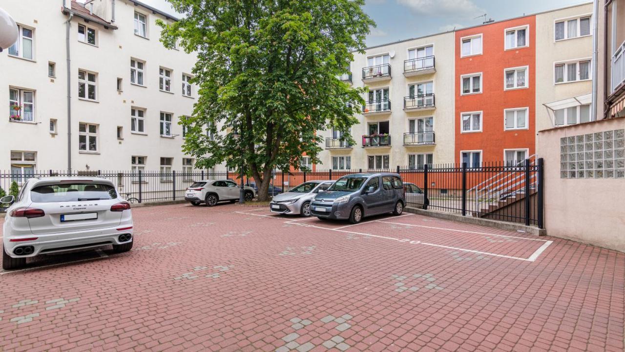 Hvile 136 Gdansk - Prywatne Miejsce Parkingowe — Photos 1